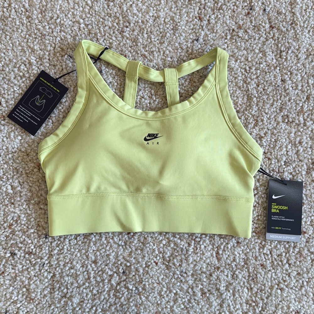 Nike Swoosh Bra